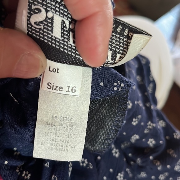 💥50% sale💥Vintage S.L. Petites dress size 16p. E#181 - Picture 6 of 6